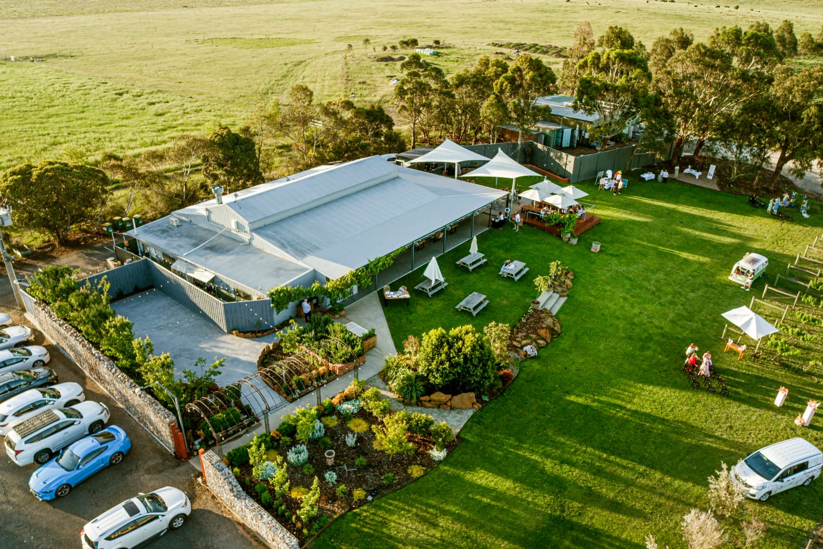 The Vines on Avon — outdoor entertaining area