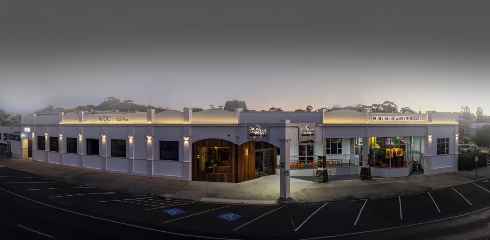 Wonthaggi Workmen's Club — projector installation